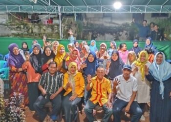 Suriani Siap Perjuangkan Keluhan Warga RT 79