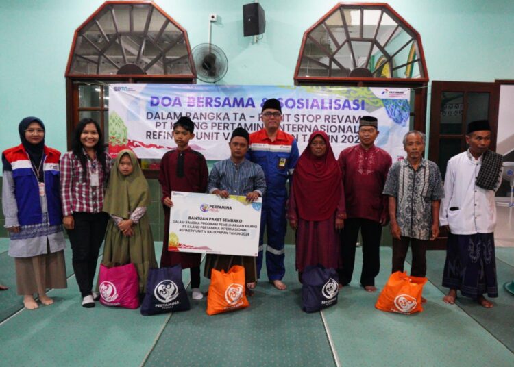 Doa Bersama Sosialisasi TA Revamp, Kilang Pertamina Unit Balikpapan Bagikan 450 Paket Sembako dan Total 25 Juta Bantuan Rumah Ibadah