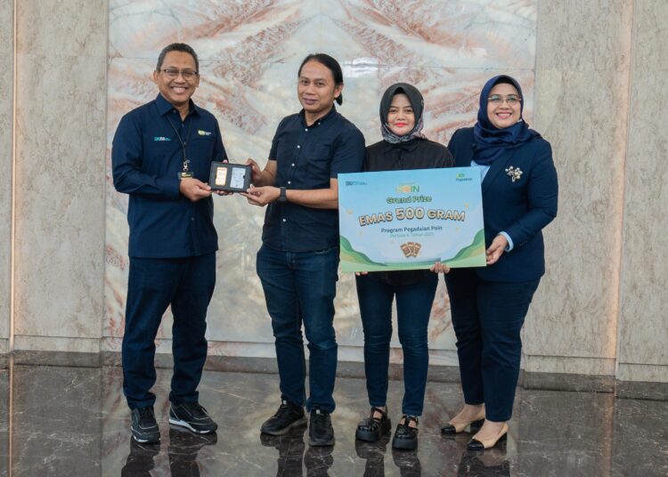 Dapat 500 Gram Dari Pegadaian, Pak Dede Sah Jadi Sultan