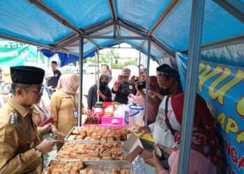 Keamanan Takjil di Pasar Ramadan Balikpapan Terkonfirmasi oleh Loka POM