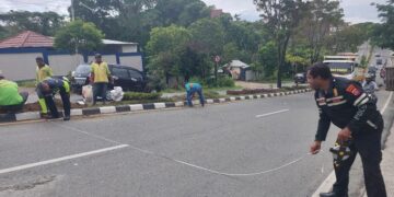 Truk Tronton Tabrak Pemotor Hingga Tewas di Balikpapan