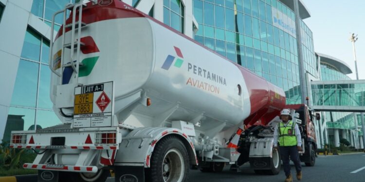 Antisipasi Tingginya Permintaan Bahan Bakar Pesawat Saat Libur Lebaran, Pertamina Siapkan Tambahan Avtur di Kalimantan Timur