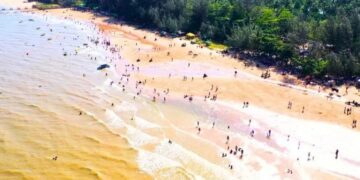 Pantai Manggar Balikpapan Sumbang PAD RP 800 Juta Selama Libur Lebaran