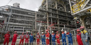 Bersiap Menuju Start Up Kilang Terbesar