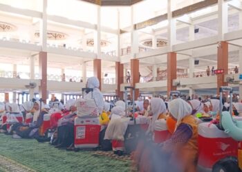 Rahmad Mas’ud Lepas Keberangkatan Calon Jemaah Haji Balikpapan