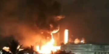 Kilang Balikpapan Terbakar