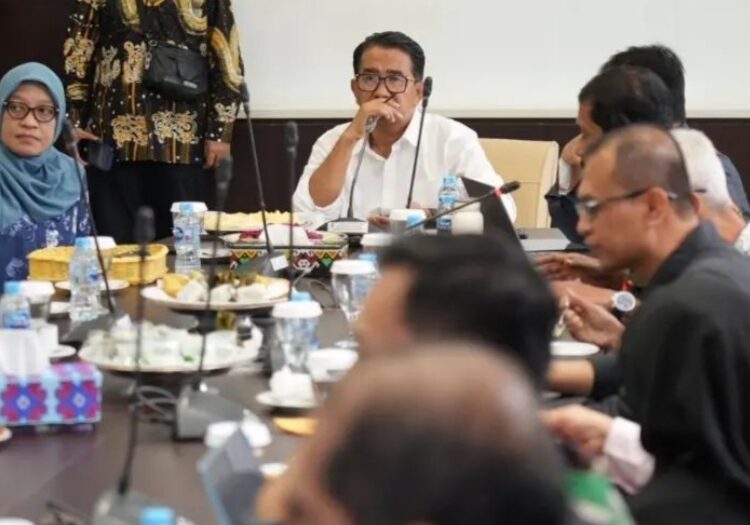 Rapat Koordinasi Pemulihan Banjir Mahulu dan Kubar : Pemprov Apresiasi Kerja Cepat Semua Pihak