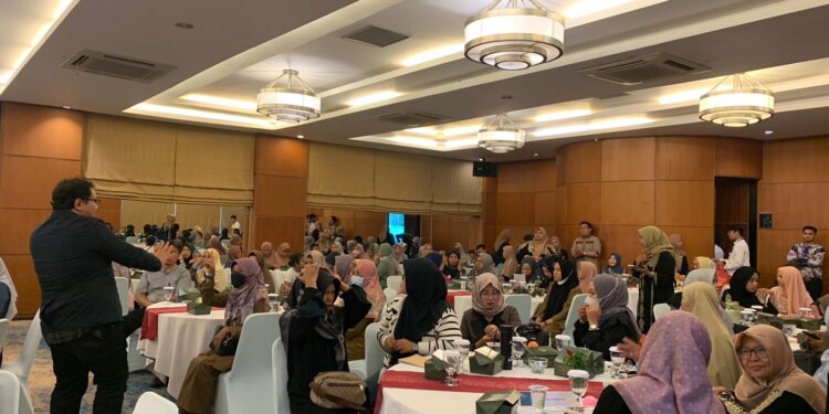 Hanya di Arrum Haji Pegadaian ! Modal 3,5 Gram Emas Langsung Dapat Nomor Porsi Haji