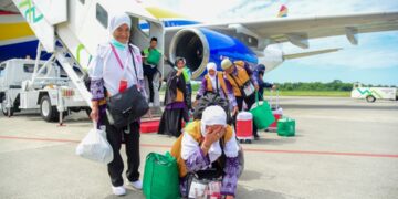 319 Jemaah Haji Asal Balikpapan Kembali Dari Tanah Suci