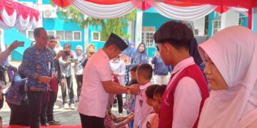 Pemkot Balikpapan Mulai Bagikan Seragam Sekolah Gratis untuk PAUD hingga SMP