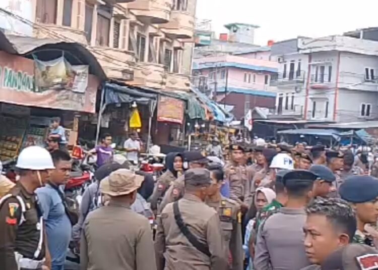 Adu Argumen Sempat Warnai Penertiban PKL di Pasar Pandansari