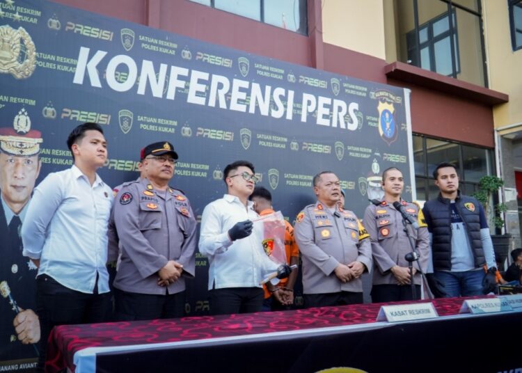 Polres Kukar Amankan Pelaku Pembunuhan Saat Hendak Melarikan Diri di Pelabuhan Semayang