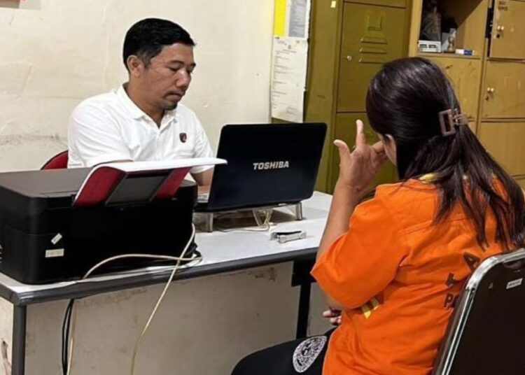 Ibu Rumah Tangga Diamankan karena Diduga Menipu Orang Tua dengan Modus Pendaftaran Sekolah