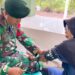 Pelayanan Kesehatan ‘Door to Door’ oleh Satgas Pamtas RI-Malaysia Yonarmed 11 Kostrad di Perbatasan