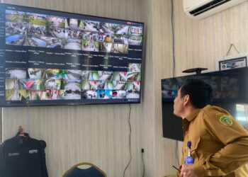 Pemasangan CCTV di berbagai ruang publik merupakan bagian dari langkah menuju implementasi smart city. (Foto : istimewa)