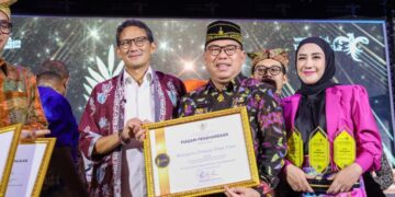 Pemkab PPU melalui Dinas Kebudayaan dan Pariwisata (Disbudpar) berhasil meraih penghargaan di Malam Puncak Apresiasi Pemasaran Pariwisata Indonesia (APPI) 2024. (Foto : istimewa)