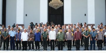 Presiden Jokowi Arahkan TNI dan Polri untuk Terapkan Semangat Transformasi IKN ke Seluruh Wilayah