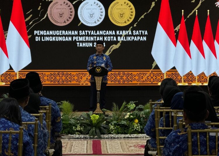 266 ASN Pemkot Balikpapan Terima Penghargaan Satyalancana Karya Satya di Momen HUT Korpri