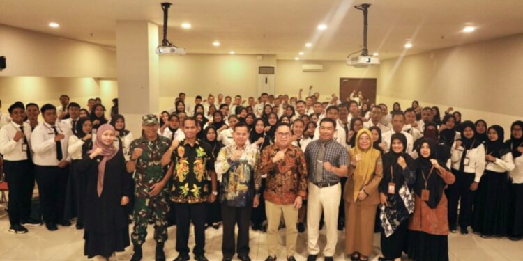 Orientasi PPPK yang diselenggarakan oleh Badan Kepegawaian dan Pengembangan Sumber Daya Manusia (BKPSDM) PPU, bertempat di Hotel Neo Balikpapan, Senin (16/9/2024). (Foto : istimewa)