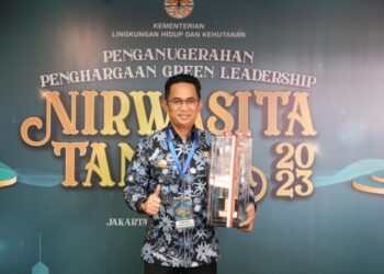 Rahmad Mas’ud Raih Penghargaan Green Leadership Atas Inovasi Lingkungan Berkelanjutan