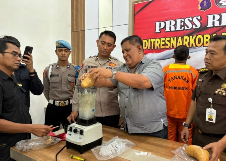 Polda Kaltim Musnahkan Dua Kilogram Sabu dari Lima Tersangka