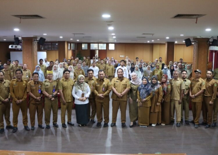 Sosialisasi Desa Cinta Statistik (Desa Cantik) serta meluncurkan Indikator Kemiskinan Daerah di Aula Lantai I Kantor Bupati PPU pada Selasa, 24 September 2024. (Foto : istimewa)