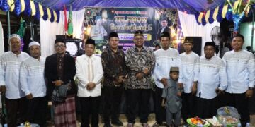 Zainal Arifin, menghadiri acara Telemow Bershalawat 5 dalam rangka peringatan Maulid Nabi Muhammad SAW di Kantor Desa Telemow, Kecamatan Sepaku, Jumat malam, 27 September 2024. (Foto : istimewa)