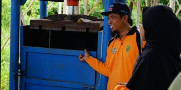 DLH PPU memandang bank sampah sebagai solusi yang efektif. Program ini menawarkan pendekatan yang unik, di mana masyarakat diajak memilah sampah dari rumah. (Foto : istimewa)