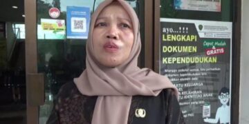 Sekretaris Disdukcapil PPU, Mawar. (Foto : istimewa)