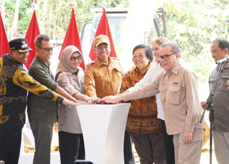 Deklarasi penetapan Taman Nasional Mamberamo dan peletakan batu pertama Pusat Plasma Nutfah Nasional. (Foto : istimewa)