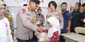 Dukung Program Nasional, Polda Kaltim Gelar Kegiatan Makan Bergizi Gratis di SDN 034 Balikpapan Utara
