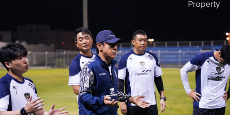 Persiapan Matang Timnas Indonesia Hadapi Bahrain, Shin Tae-yong Fokus Pemulihan Fisik di Latihan Perdana