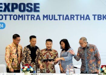 Di tengah kondisi yang terus berubah cepat, WOM Finance senantiasa menjaga kualitas portofolio dan pelayanan yang prima bagi konsumen setia