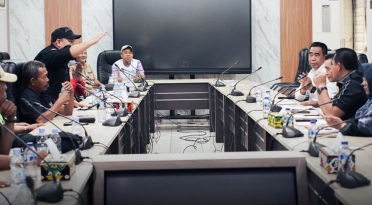 Audensi DPRD dengan POAK