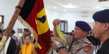 Peringatan HUT ke-79 Korps Brimob Polri, Tradisi Pensucian Dhuaja di Satbrimob Polda Kaltim
