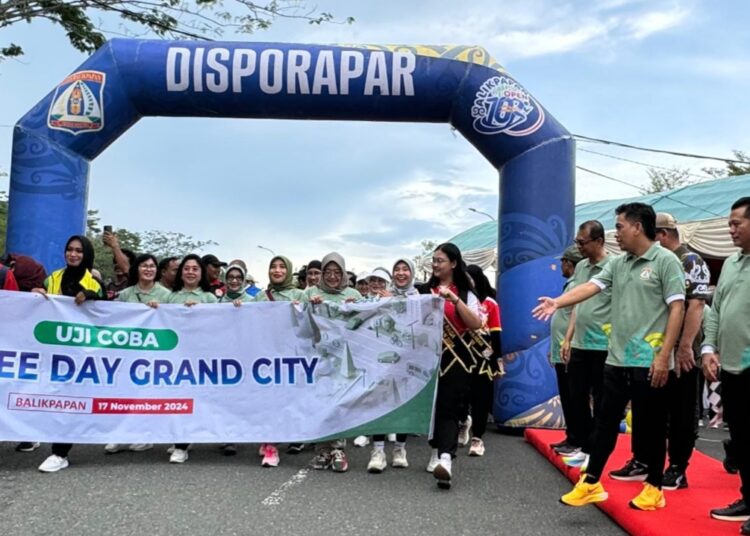 Ketua Dewan Perwakilan Rakyat Daerah (DPRD) Kota Balikpapan, Alwi Al Qadri, turut hadir pada uji coba CFD Grand City, Minggu pagi, 17 November 2024.