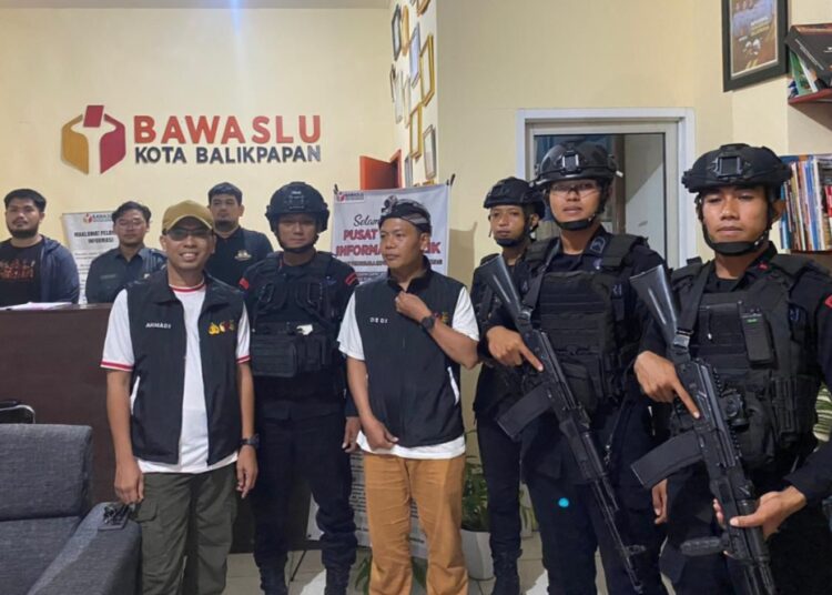 Patroli Skala Besar Brimob Kaltim, Upaya Menjamin Keamanan dan Keteraturan Selama Masa Tenang Pilkada