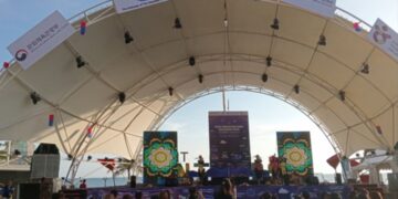 Pesona Korea Hadir Menyapa Masyarakat Kaltim di Pantai BSB