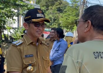 Rahmad Mas’ud Apresiasi Swadaya Warga RT 12 GSU Lewat Kampung Receh