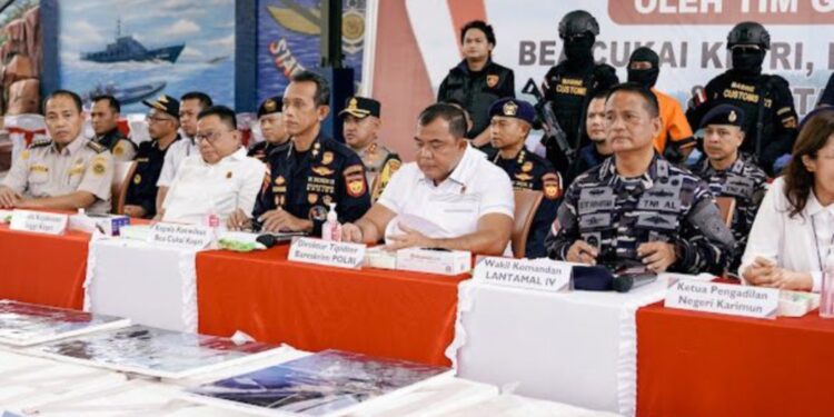 Bareskrim Polri Gagalkan Penyelundupan 151 Ribu Benih Lobster di Perairan Bintan