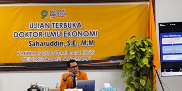 Saharuddin Paparkan Strategi Penguatan SDM Indonesia di Era Society 5.0 dalam Sidang Promosi Doktor