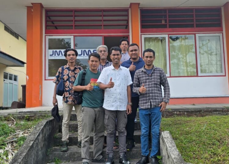 Rekan Media Samarinda Lakukan Kunjungan Silaturahmi ke Kantor JMSI Balikpapan