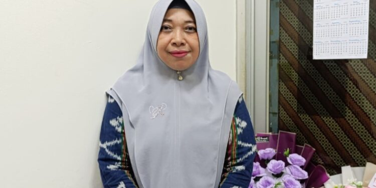 Kepala Bidang Penataan dan Peningkatan Kapasitas Lingkungan DLH PPU, Nuryulianita