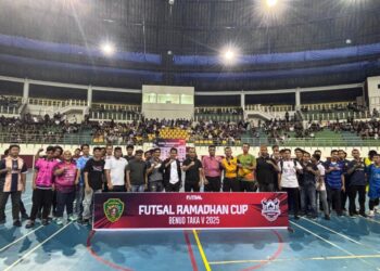 32 tim dari kategori dewasa dan pelajar turut serta dalam Turnamen Futsal Ramadhan Cup Benuo Taka V 2025