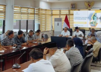 Rahmad Mas’ud memimpin pertemuan strategis untuk membahas langkah konkret yang harus segera diambil menuntaskan masalah banjir 