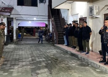 Operasi yustisi dilakukan Satpol PP Balikpapan untuk memastikan kepatuhan terhadap Surat Edaran Wali Kota Balikpapan Nomor 300/093/Pem.
