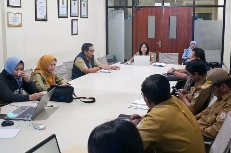 Disparpora Balikpapan mengadakan rapat koordinasi di Kantor Disparpora pada Senin, 10 Maret 2025