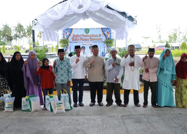 Safari Ramadan di Halaman Rumah Jabatan (Rujab) Bupati PPU pada Selasa, 4 Maret 2025