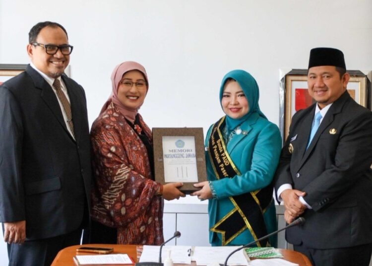 Serah terima jabatan (Sertijab) Ketua Tim Penggerak Pembinaan Kesejahteraan Keluarga (TP-PKK) Kabupaten PPU