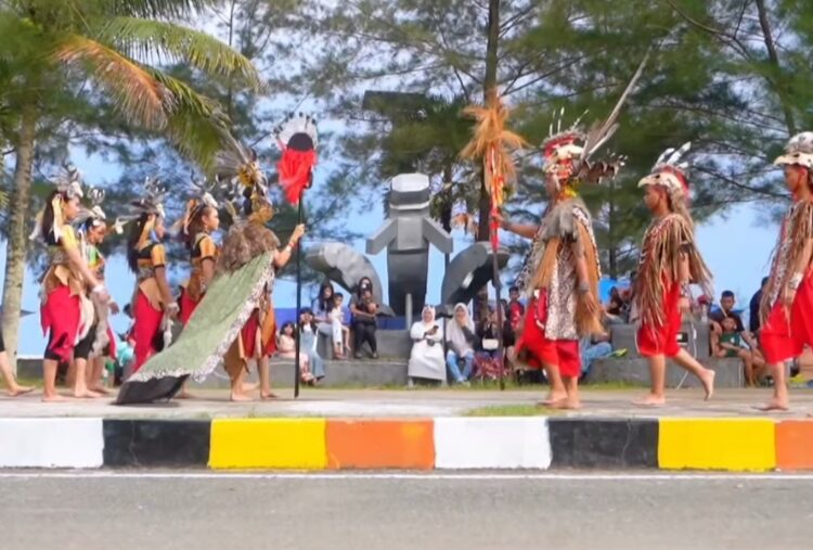 Data Disparpora mencatat total 40.720 wisatawan mengunjungi Pantai Manggar selama periode libur lebaran